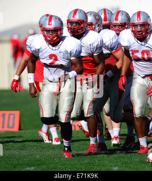 Albuquerque, Nouveau Mexique, USA. Sep, 2014 3. JOURNAL OFFICIEL090314. L'UNM Lobo linebacker Kimmie Carson, # 2 est visible pendant la pratique . Photographié le mercredi 3 septembre 2014. /Adolphe Pierre-Louis/Journal. © Adolphe Pierre-Louis/Albuquerque Journal/ZUMA/Alamy Fil Live News Banque D'Images