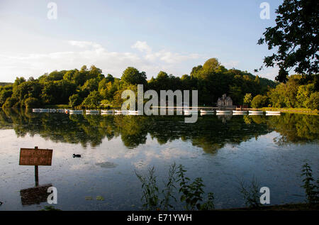 Soirée au lac Départment Arundel West Sussex Banque D'Images