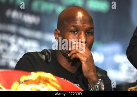 Bernard Hopkins lors d'une conférence de presse à l'hôtel Waldorf-Astoria, à promouvoir une économie planifiée le samedi, Novembre 8, 12-round light heavyweight bout entre Hopkins et Kovalev à Atlantic City, New Jersey, à être télévisés dans le cadre de Home Box Office Inc. HBO Boxing 'Championnat du Monde'. New York le 02 septembre 2014/photo alliance Banque D'Images