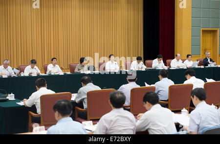 Beijing, Chine. 16Th Jun 2014. Le groupe de tête de la Hebei-Beijing-Tianjin Programme de développement coordonné tient sa troisième réunion à Beijing, Chine, le 4 septembre 2014. Le vice-Premier ministre chinois Zhang Jaili a présidé la réunion et a prononcé un discours ici jeudi. © Wang Ye/Xinhua/Alamy Live News Banque D'Images