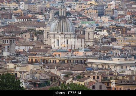 Le paysage urbain de Rome : Dôme de Santa Agnese in Agone (Piazza Navona) d'Gianiculum hill Banque D'Images