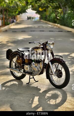 Royal Enfield bullet 350 G2 1954 moto moteur fabriqué en Angleterre Banque D'Images