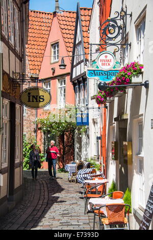 Peu de ruelles dans le vieux quartier de Schnoor, Bremen, Germany, Europe Banque D'Images