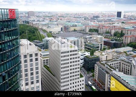 Depuis le sommet de la Kollhoff immeuble sur la Potsdamer Platz, Berlin, Germany, Europe Banque D'Images