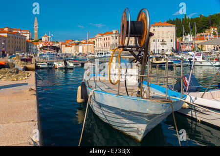 Vieille Ville, Port de Piran, Primorska, Istrie slovène, la Slovénie, l'Europe Banque D'Images