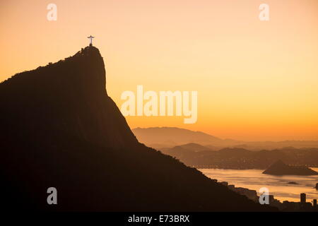 Afficher du Chinois Vista à l'aube, Rio de Janeiro, Brésil, Amérique du Sud Banque D'Images