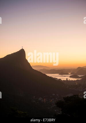 Afficher du Chinois Vista à l'aube, Rio de Janeiro, Brésil, Amérique du Sud Banque D'Images