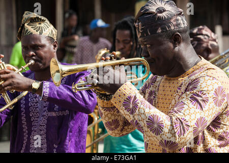 L'Afrique, Bénin, Ganvie. Gangbe Brass Band. Banque D'Images