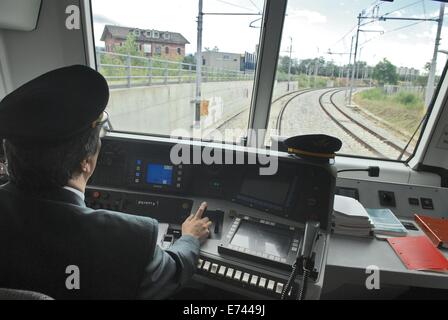 Chemins de fer de banlieue de Milan (Italie), lieu de conduite à bord d'un train de banlieue Banque D'Images