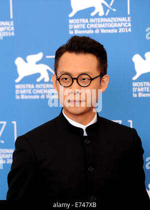 Venise, Italie. Sep 6, 2014. Acteur Zhang Yi pose à la photocall pour 'l'âge d'Or ' qui est choisi comme film de clôture du 71e Festival du Film de Venise, à Lido de Venise, Italie, le 6 septembre 2014. Credit : Xu Nizhi/Xinhua/Alamy Live News Banque D'Images