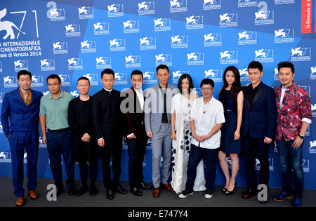 Venise, Italie. Sep 6, 2014. Acteurs posent au photocall pour 'l'âge d'Or ' qui est choisi comme film de clôture du 71e Festival du Film de Venise, à Lido de Venise, Italie, le 6 septembre 2014. Credit : Xu Nizhi/Xinhua/Alamy Live News Banque D'Images