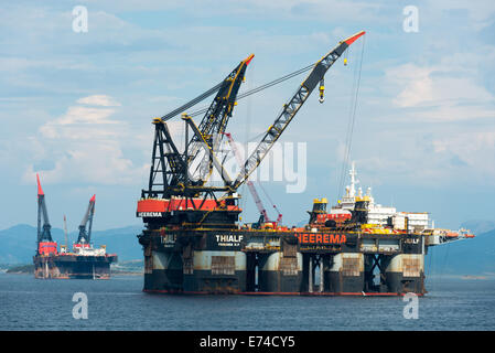 Plates-formes pétrolières au large des côtes de la Norvège près de Stavanger. Banque D'Images