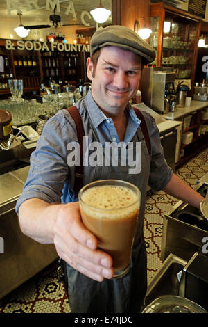 Farmacy Brooklyn et soda fountain Banque D'Images