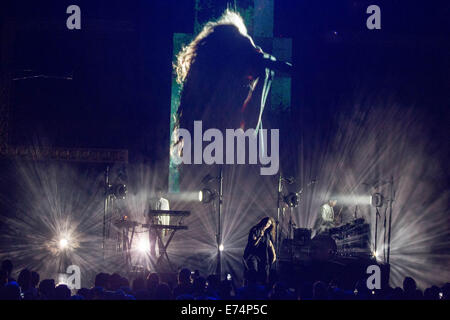 Philadelphie, Pennsylvanie, USA. 12Th Mar, 2014. 2014 La chanteuse LORDE ouvre sa tournée au Mann Center de Philadelphie, Pennsylvanie Budweiser © Daniel DeSlover/ZUMA/Alamy Fil Live News Banque D'Images