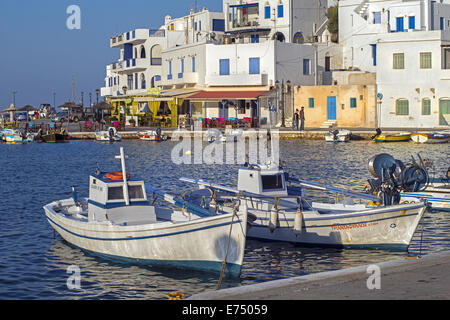 Avis de Panormos village de l'ile de Tinos, Cyclades, Grèce Banque D'Images