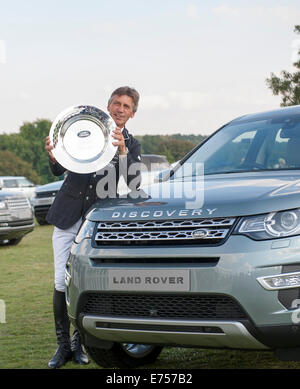 Stamford, au Royaume-Uni. Sep 7, 2014. La Land Rover Burghley Horse Trials. Andrew Nicholson [USA] équitation Avebury gagner le 2014 Land Rover Burghley Horse Trials. La Land Rover Burghley Horse lieu 4e - 7e septembre. Stephen Bartholomew/Stephen Bartholomew Photography Banque D'Images