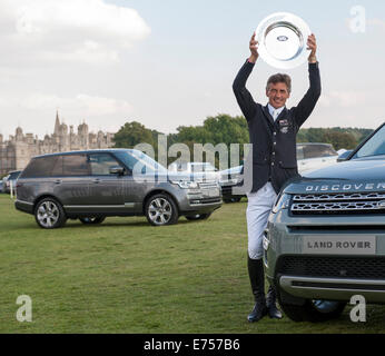 Stamford, au Royaume-Uni. Sep 7, 2014. La Land Rover Burghley Horse Trials. Andrew Nicholson [USA] équitation Avebury gagner le 2014 Land Rover Burghley Horse Trials. La Land Rover Burghley Horse lieu 4e - 7e septembre. Stephen Bartholomew/Stephen Bartholomew Photography Banque D'Images