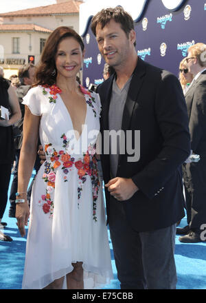 Los Angeles, Californie, USA. Sep 6, 2014. Ashley Judd, Harry Connick Jr. assistant à la première de Los Angeles ''Dolphin Tale 2''.eu lieu au Regency Village Theatre à Westwood, en Californie le 7 septembre 2014. 2014 : Crédit D. Long/Globe Photos/ZUMA/Alamy Fil Live News Banque D'Images