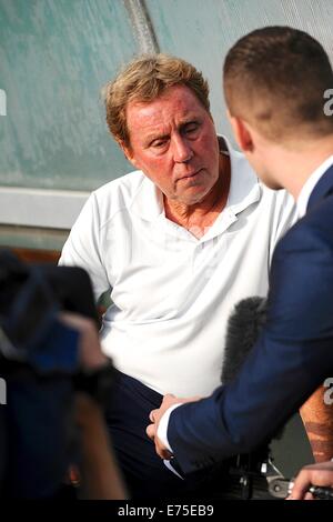 Poole, UK. 07Th Nov, 2014. Match de bienfaisance au profit de la DN sufferer Andrew Culliford. Harry Redknapp. © Plus Sport Action/Alamy Live News Banque D'Images