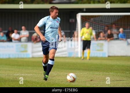 Poole, UK. 07Th Nov, 2014. Match de bienfaisance au profit de la DN sufferer Andrew Culliford. Ex-England dvd James Beattie. © Plus Sport Action/Alamy Live News Banque D'Images