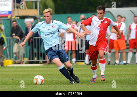 Poole, UK. 07Th Nov, 2014. Match de bienfaisance au profit de la DN sufferer Andrew Culliford. Eddie Howe (AFC Bournemouth manager) © Plus Sport Action/Alamy Live News Banque D'Images