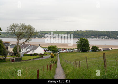 Surplombant Llansteffan et l'estuaire du Tywi, côte galloise du Royaume-Uni Banque D'Images