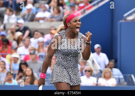 Flushing Meadows, New York, USA. 07Th Nov, 2014. US Open, Billie Jean King National Tennis Center de Flushing Meadow, Serena Williams, dans l'État (USA) contre Caroline Wozniacki dans la finale femmes. Williams a remporté en 2 sets 6-3 et 6-3. Credit : Action Plus Sport/Alamy Live News Banque D'Images