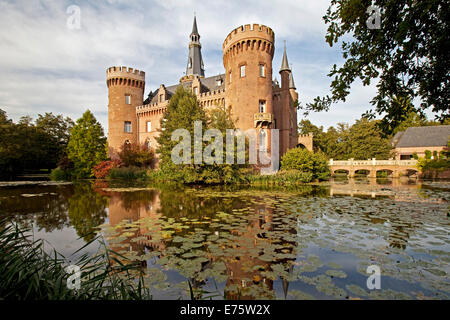 Schloss Moyland Castle, château, musée d'Art Moderne, près de Bedburg-Hau, Rhénanie du Nord-Westphalie, Allemagne Banque D'Images