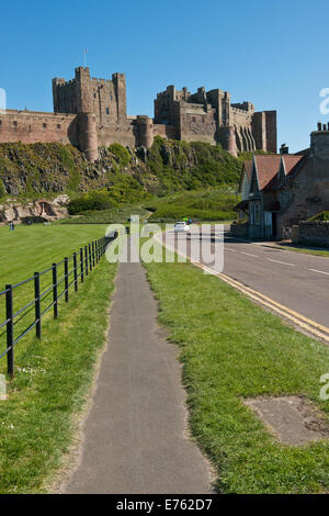 Château de bamburgh, Northumberland, England, UK Banque D'Images
