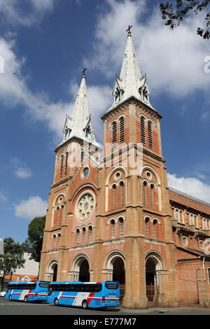 La Cathédrale Notre Dame à Ho Chi Minh Ville (Saigon), Vietnam. Banque D'Images