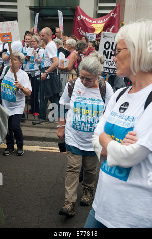 Mars du peuple de Jarrow à Londres pour enregistrer le NHS 6 Septembre 2014 Banque D'Images