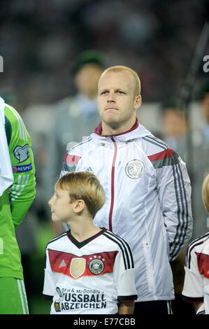 Dortmund, Allemagne. 07Th Nov, 2014. Ecosse de Alan Hutton est photographié avant le Championnat match de qualification entre l'Allemagne et de l'Écosse au stade Signal-Iduna-à Dortmund, en Allemagne, 07 septembre 2014. Photo : Jonas Guettler/dpa/Alamy Live News Banque D'Images