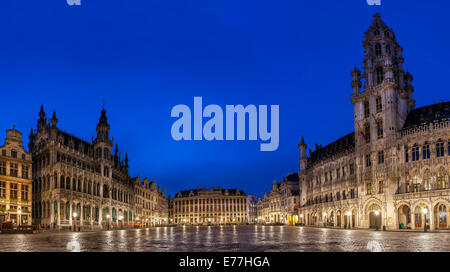 Gorte Marché ou la Grand Place est la place principale de Bruxelles qui est entourée de bâtiments décoration Renaissance flamande Banque D'Images