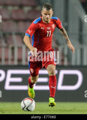 La République tchèque Daniel Pudil contrôle la balle pendant la coupe friendly entre la République tchèque et des Etats-Unis à Prague, République tchèque, 3 Septmember 2014. Photo : Thomas Eisenhuth/DPA - AUCUN FIL SERVICE - Banque D'Images