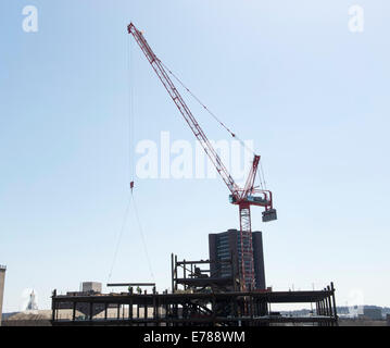 Travail de grue à tour sur nouveau siège de l'Alexion Pharmaceuticals. New Haven, Ct. Banque D'Images