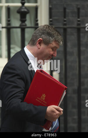 London,UK, le 9 septembre 2014 : secrétaire écossais Alistair Carmichael au 10 Downing Street, Londres. Banque D'Images