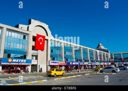 Le Büyük Otogar, long distance bus station, quartier de Bayrampasa, Istanbul, Turquie, Europe Banque D'Images