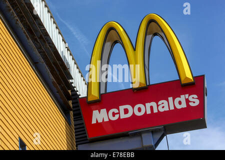 Logo McDonald's Arch McDonalds Banque D'Images