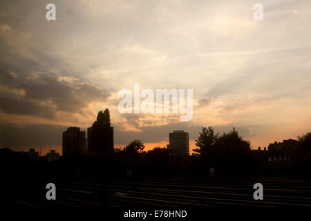 London UK. 9e septembre 2014. Météo : Coucher de soleil sur Londres : Crédit amer ghazzal/Alamy Live News Banque D'Images