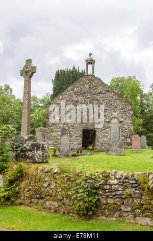 La Tombe de Rob Roy dans le hameau de Balquhidder Loch Voilà ci-dessus dans le Loch Lomond et les Trossachs National Park nr Glasgow Ecosse Banque D'Images