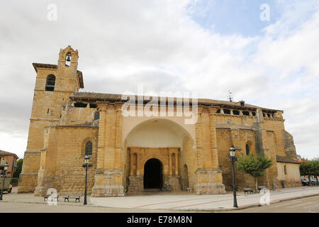 Église de San Pedro à Fromista, Castille et Leon, Espagne. Banque D'Images