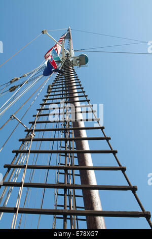 Tall Ships mât et échelles de corde à la 30e cérémonie annuelle de Toshiba Tall Ships Festival à Dana Point Harbor California Banque D'Images