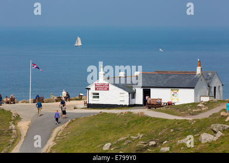 Land's End ; première et dernière maison, Cornwall, UK Banque D'Images