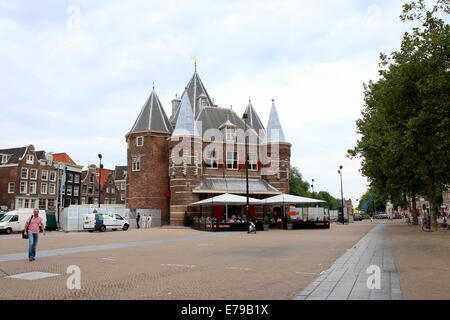 15e siècle Waag (balance) à Nieuwmarkt, représenté dans la peinture de Rembrandt 1632 La Leçon d'Anatomie du Dr Nicolaes Tulp Banque D'Images