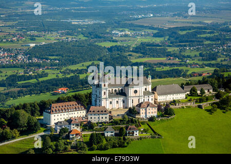 Vue aérienne, Sonntagberg Basilique, Préalpes de prés, Sonntagberg, Basse Autriche, Autriche Banque D'Images