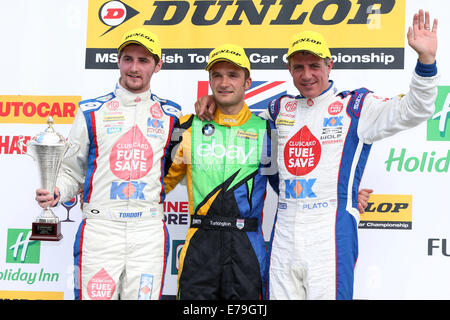 BTCC, Podium, Jason Plato (GBR) MG MG économiser carburant Clubcard KX6 GT, Colin Turkington (GBR) eBay Motors BMW 125i M Sport Banque D'Images