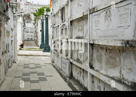 La blanca deals cemetery