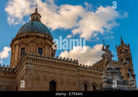 La cathédrale de Palerme Banque D'Images