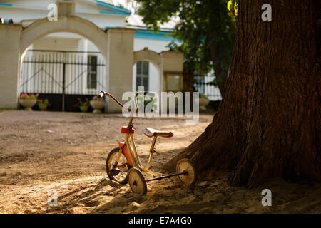 Vieux tricycle Banque D'Images