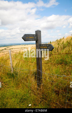 Sentier permissive signe sur l'Ridgeway sentier de grande près de Liddington castle, Wiltshire, Angleterre Banque D'Images